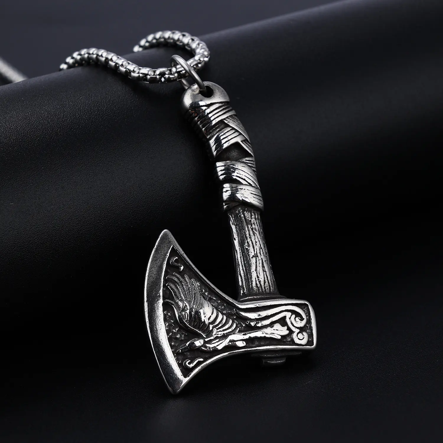 Колие с висулка "Viking Axe"