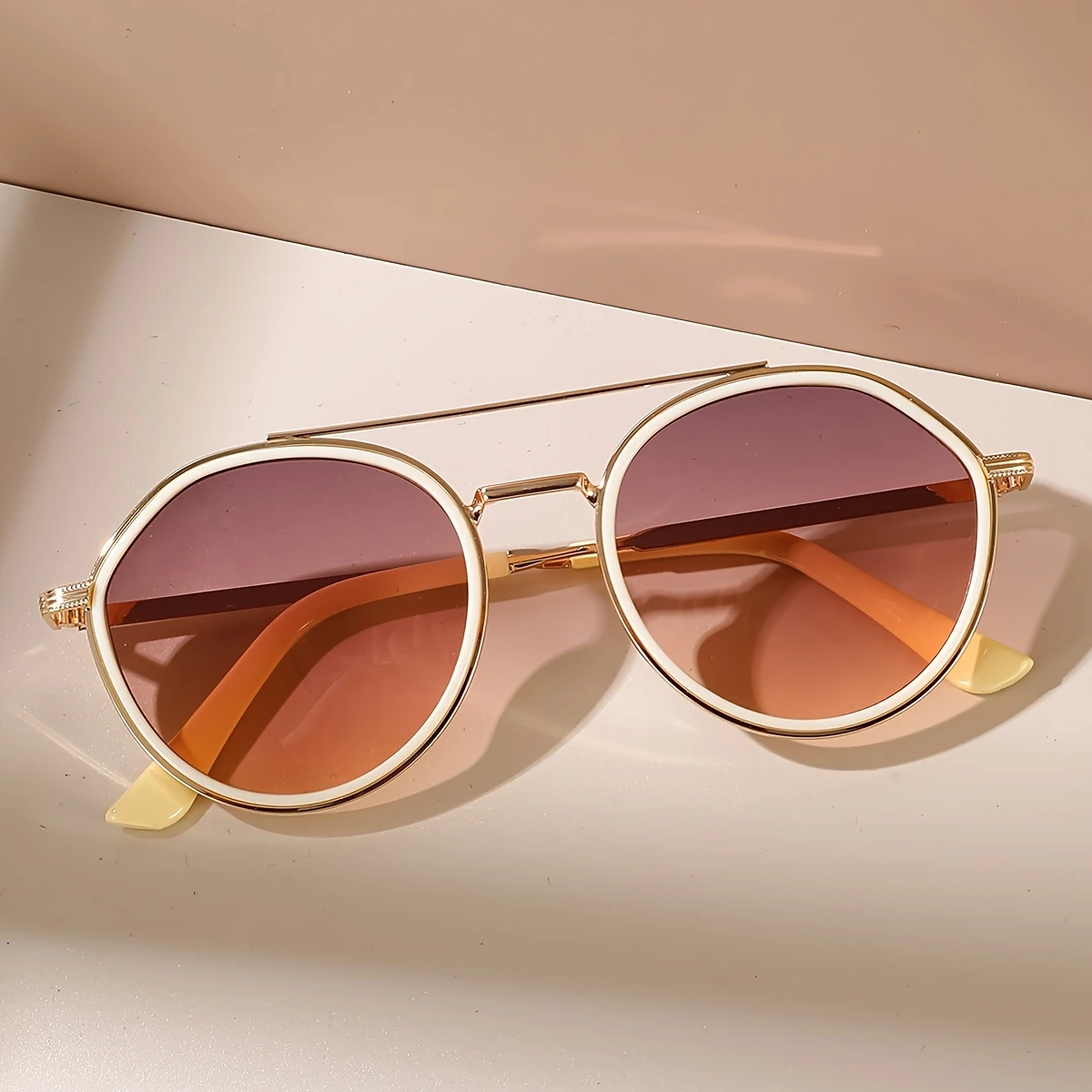 Слънчеви очила "Golden Glow Shades"
