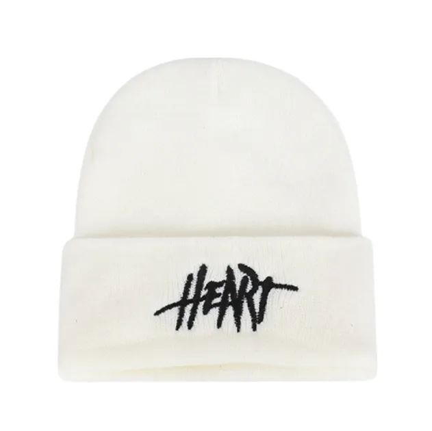 Зимна шапка "Heart Warm"