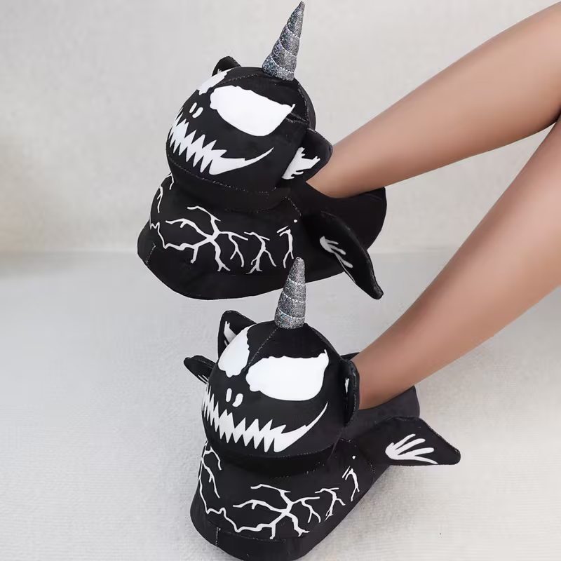 Плюшени пантофи "Venom Monster"