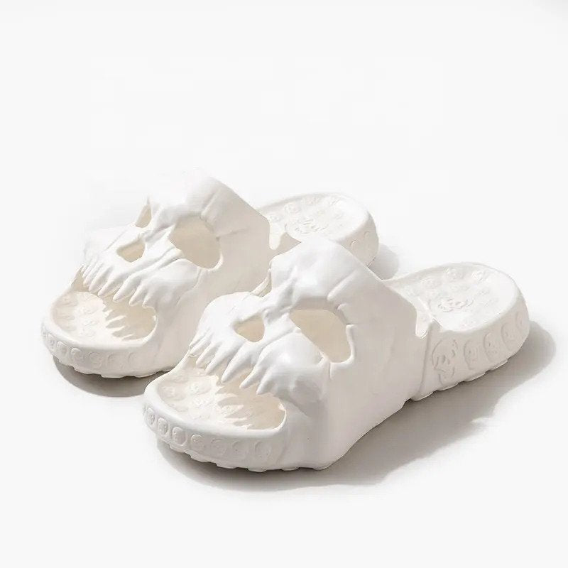 Джапанки с форма на череп "Skull White"