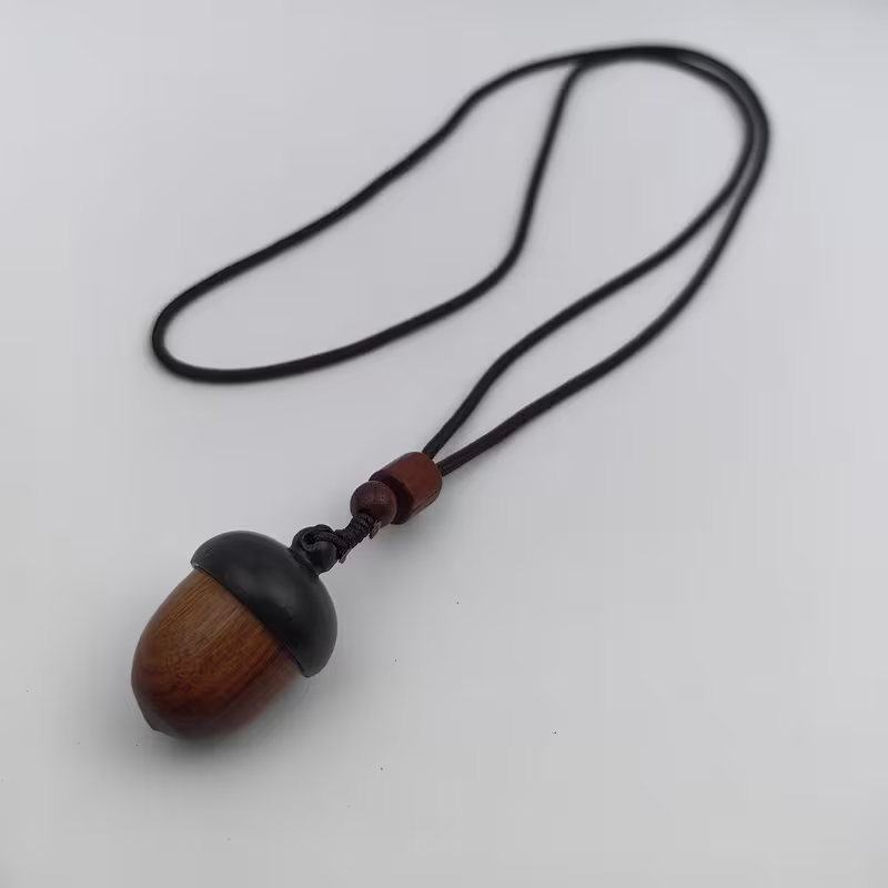 Колие Acorn Spirit
