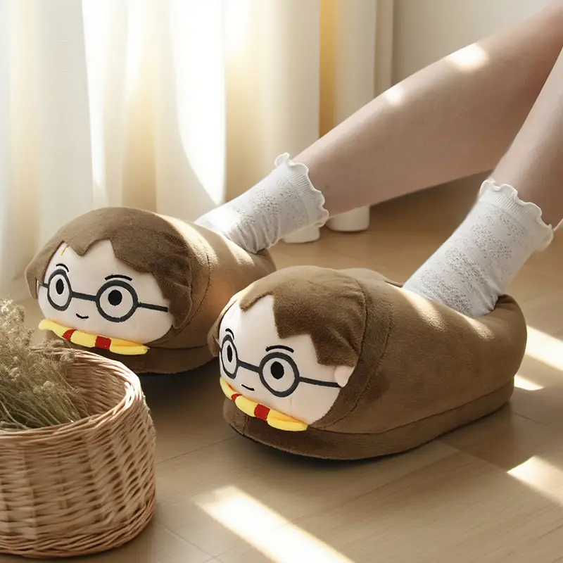 Плюшени пантофи „Малкия магьосник“