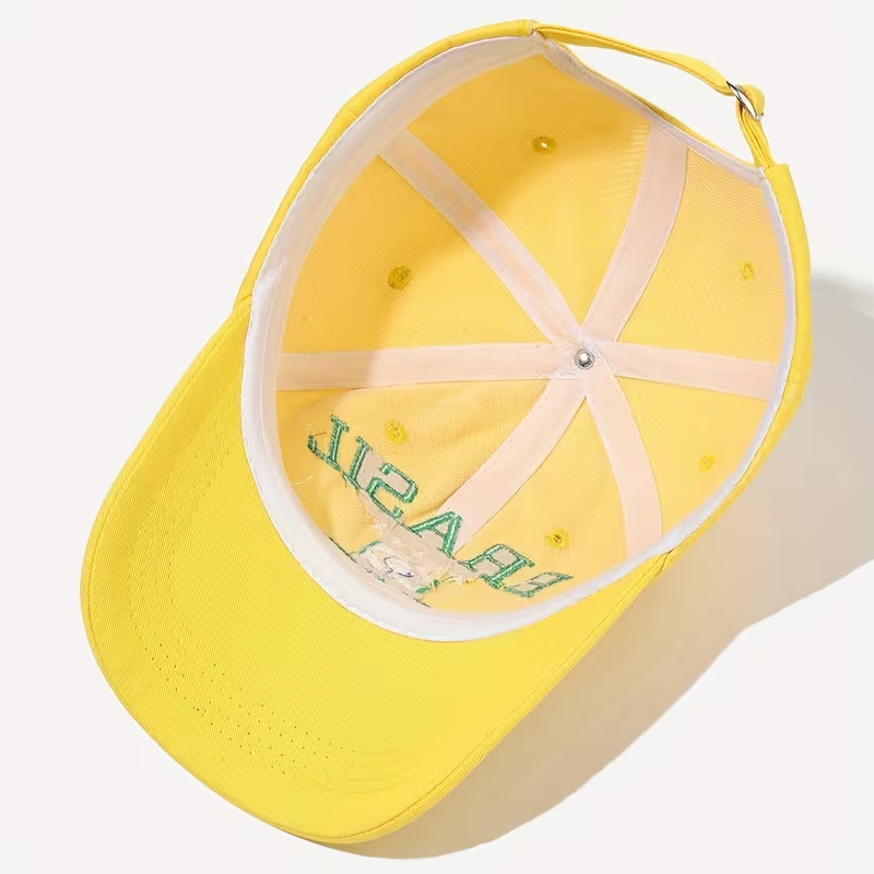 Шапка с козирка "Brasil"