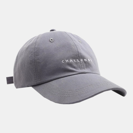 Шапка с козирка "Challenge”