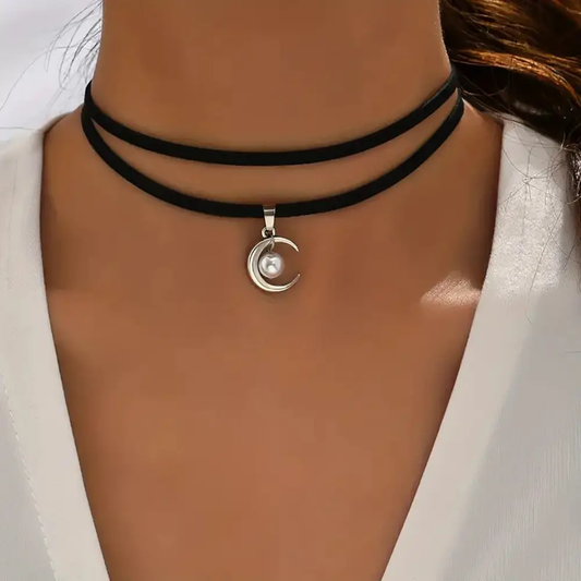 Колие "Lunar Glow Choker"