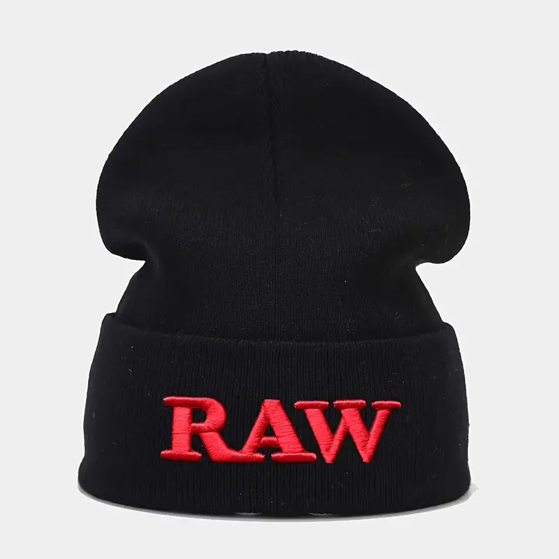 Зимна шапка "Raw"