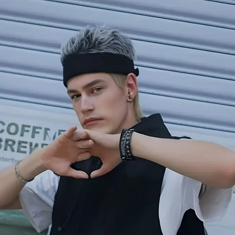 Зимна шапка с коса "Wild Frost"