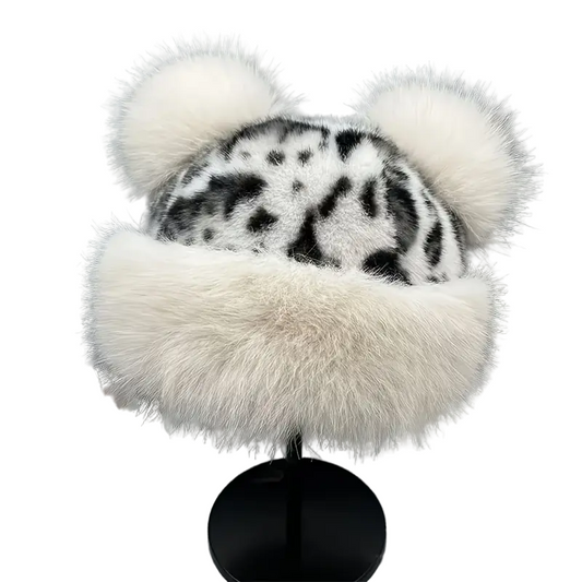 Зимна шапка "Snow Leopard Cozy Ears"
