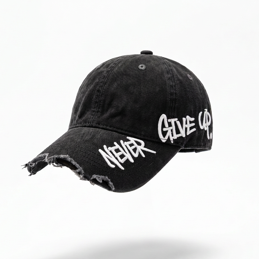 Шапка с козирка "Never Give Up"