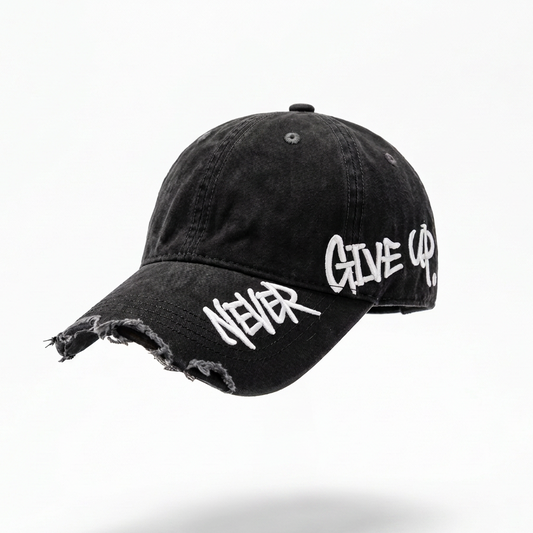 Шапка с козирка "Never Give Up"