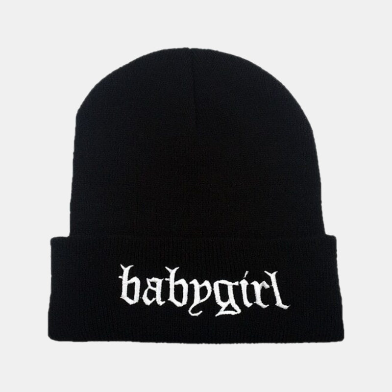 Зимна шапка "Babygirl"
